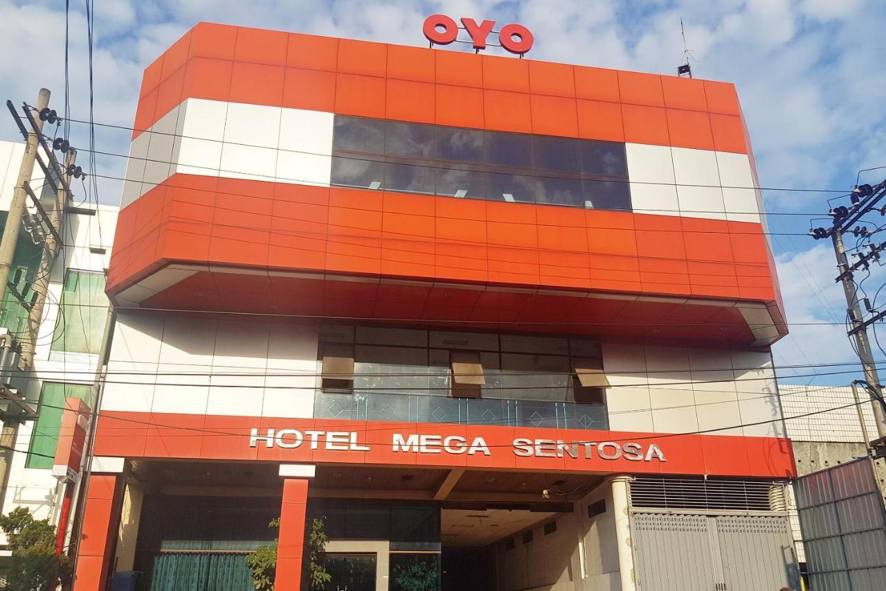 OYO 1088 Hotel Mega Sentosa Samarinda Exterior foto